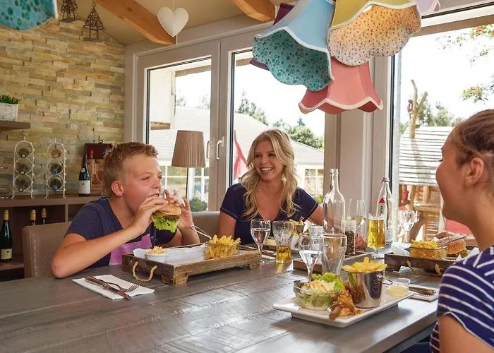 מלון Landal Warsberg זארבורג